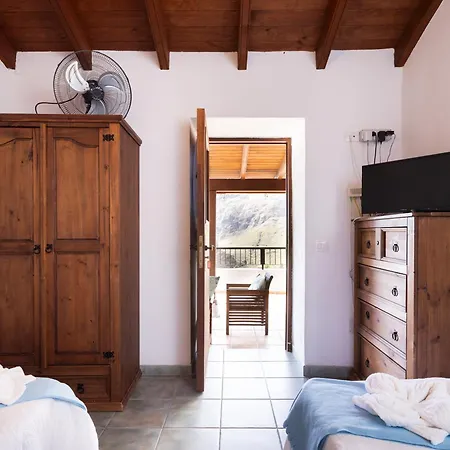 Live Masca Casatarucho فيلة